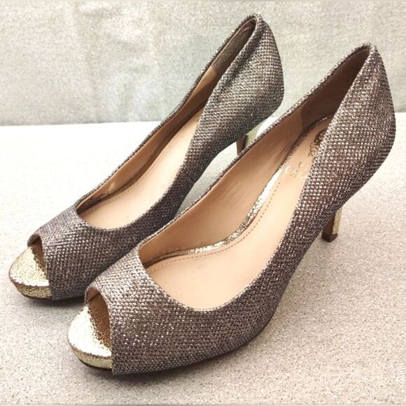 Vince Camuto Silver Grey  Peep-Toe Heels Shoes Formal Party Sz 6 - Picture 13 of 15